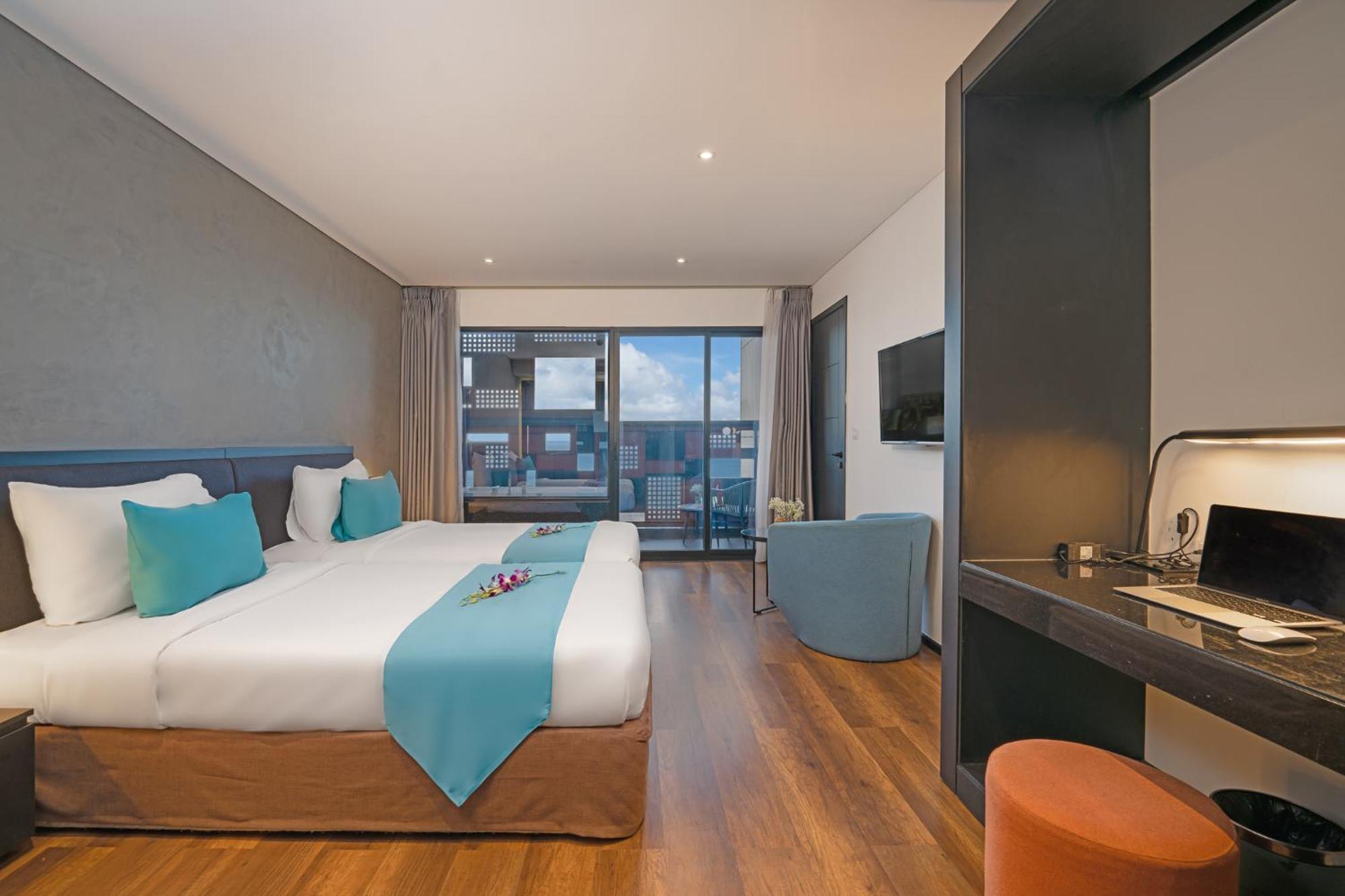 The Code Hotel & Spa Danang Exterior photo